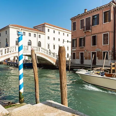Ca' Terrazza Di Marco Polo Apartamento *